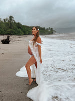 Taja living with diabetes on beach pregnant 